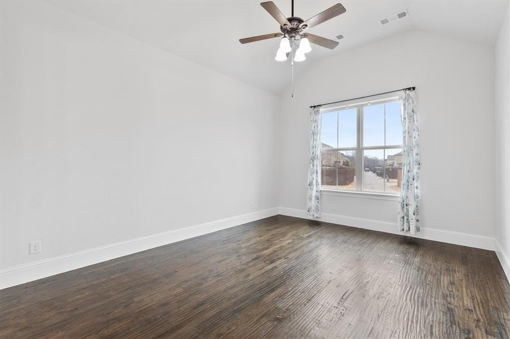 7209 Myrtleridge Dr - Photo 6 of 18