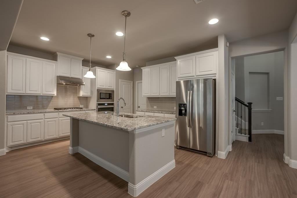 3317 King Yon Way - Photo 4 of 16