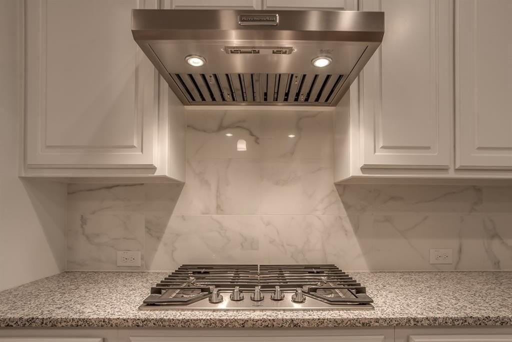 3101 Damsel Sauvage Ln - Photo 3 of 14