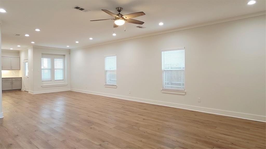 4022 Ivanhoe Ln - Photo 3 of 28