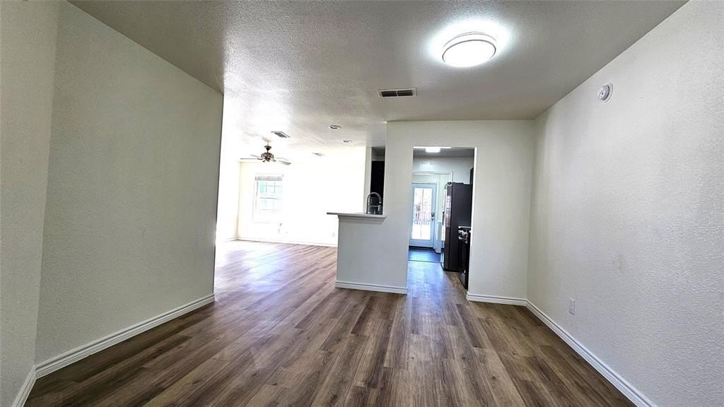 901 W Congress St - Photo 3 of 34