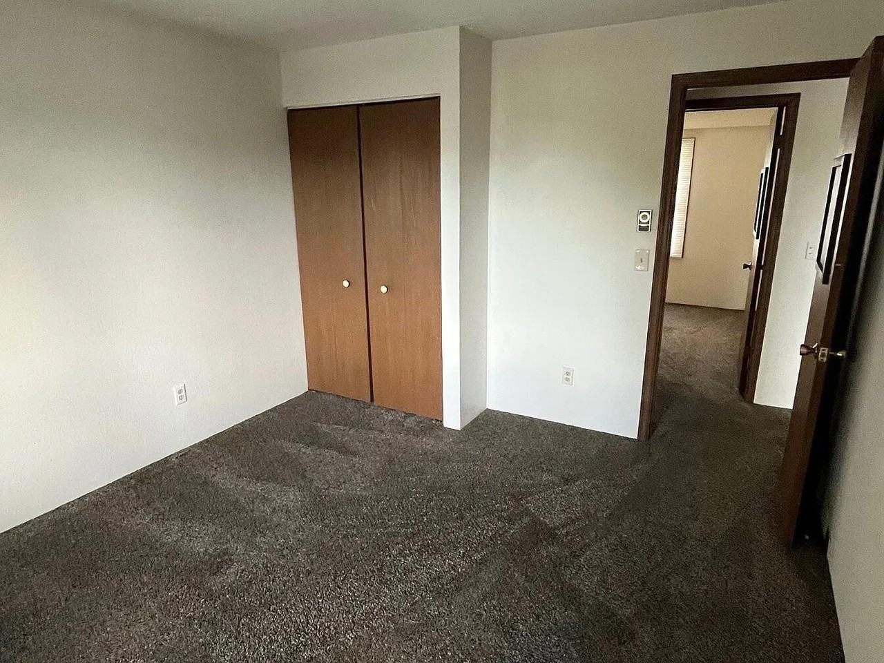 12631 W Michigan Ave - Photo 7 of 9