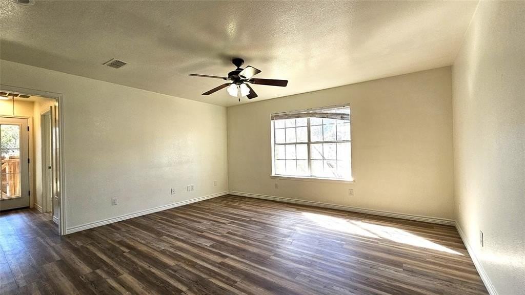 903 W Congress St - Photo 6 of 34