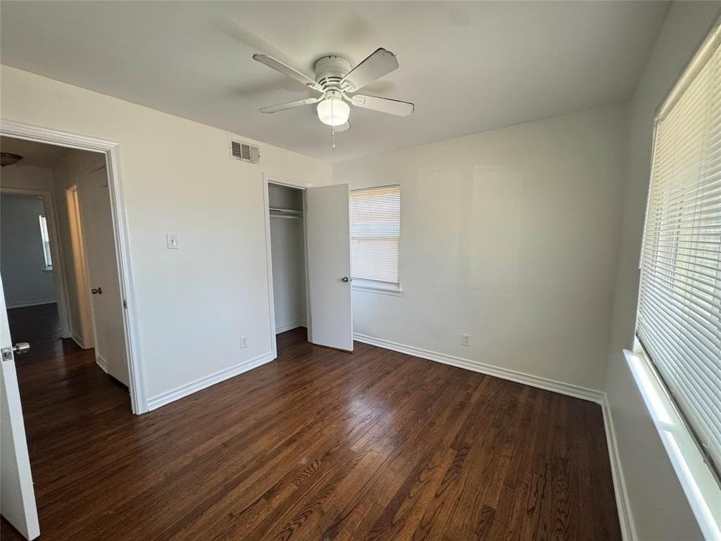 2715 Fenwick Dr - Photo 5 of 11