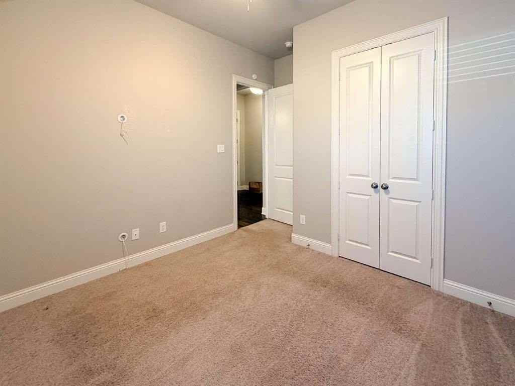 1600 Irene Dr - Photo 6 of 32