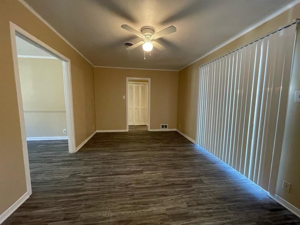 2310 Gilbert Cir - Photo 4 of 9