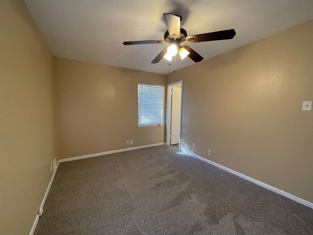 2310 Gilbert Cir - Photo 5 of 9
