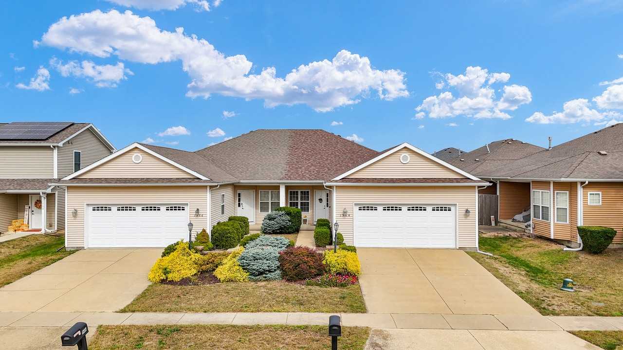 1504 Stonebluff Ct - Photo 3 of 23