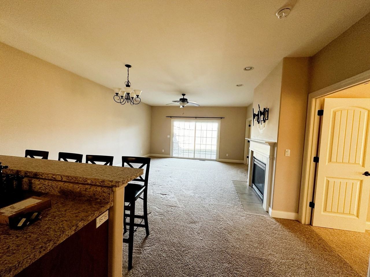 1504 Stonebluff Ct - Photo 6 of 23