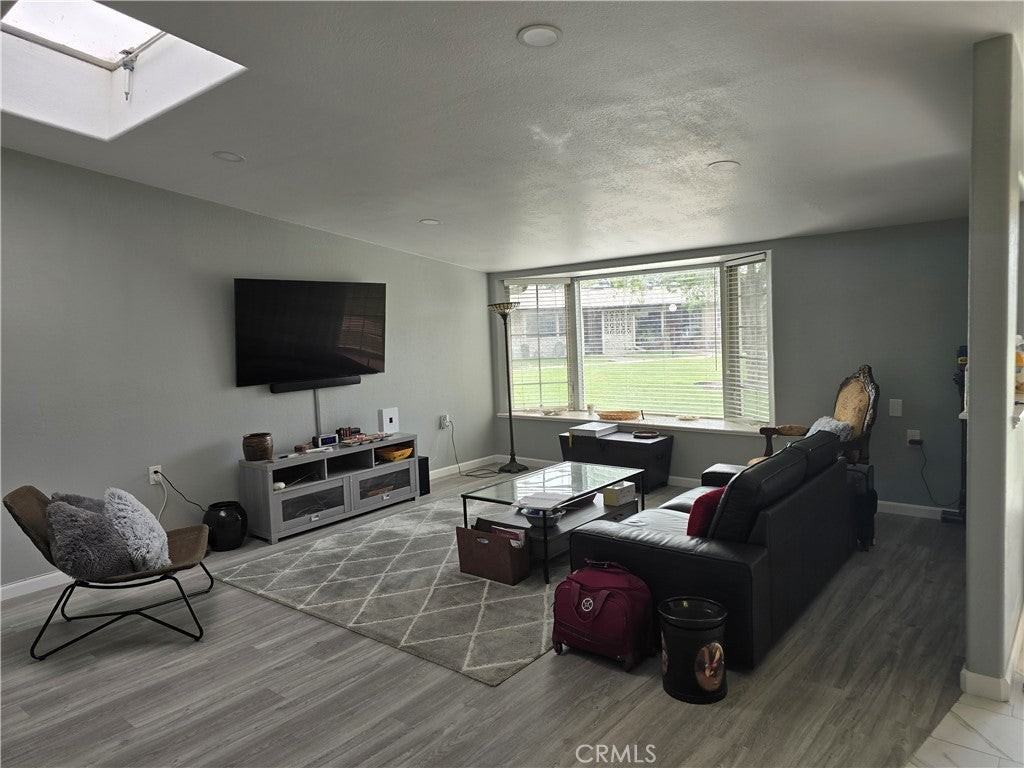 13301 Fairfield Ln - Photo 2 of 10