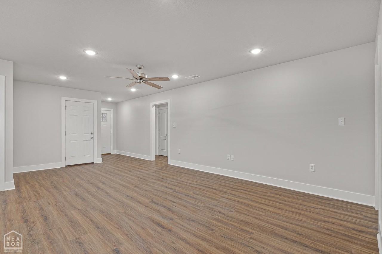 5704 Morgan Dr - Photo 7 of 22