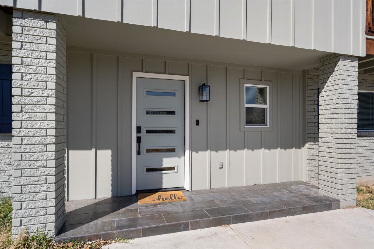 6104 Reicher Dr - Photo 3 of 33