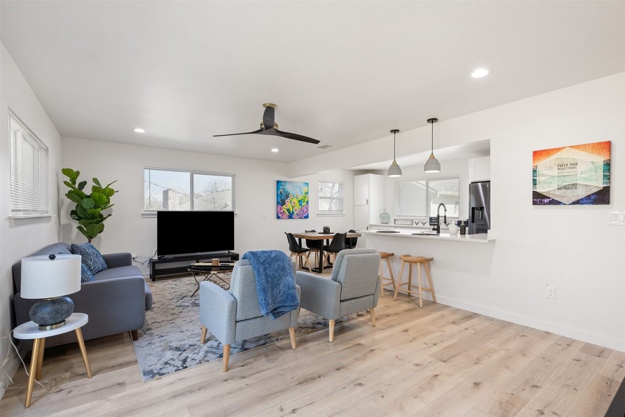 6104 Reicher Dr - Photo 6 of 33