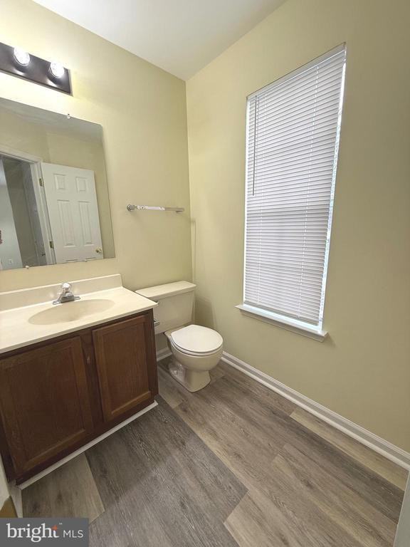 409 Wind Ridge Dr - Photo 5 of 19