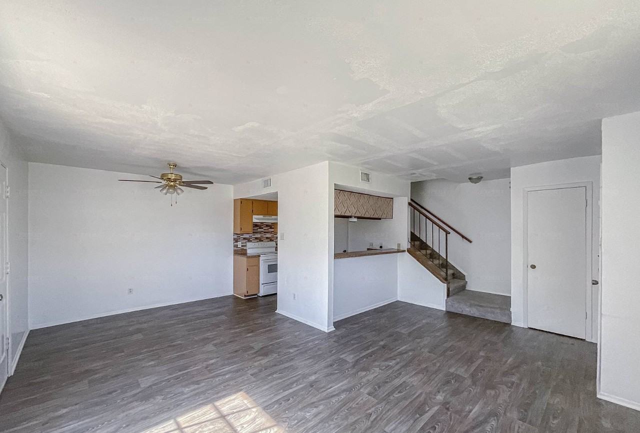 4506 Hunt Cir #A - Photo 4 of 14