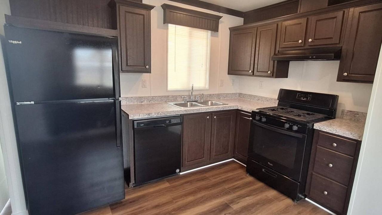 1190 S Mojave Rd #101 - Photo 4 of 18