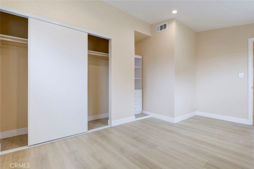 15115 Covello St - Photo 3 of 16