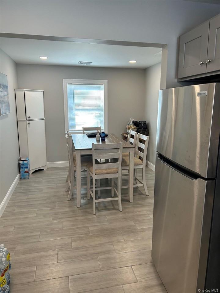 36 45th St - Photo 7 of 12