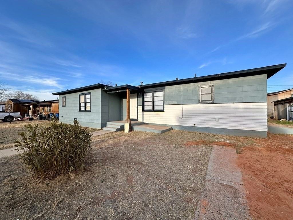 3120 Chestnut Ave - Photo 3 of 25