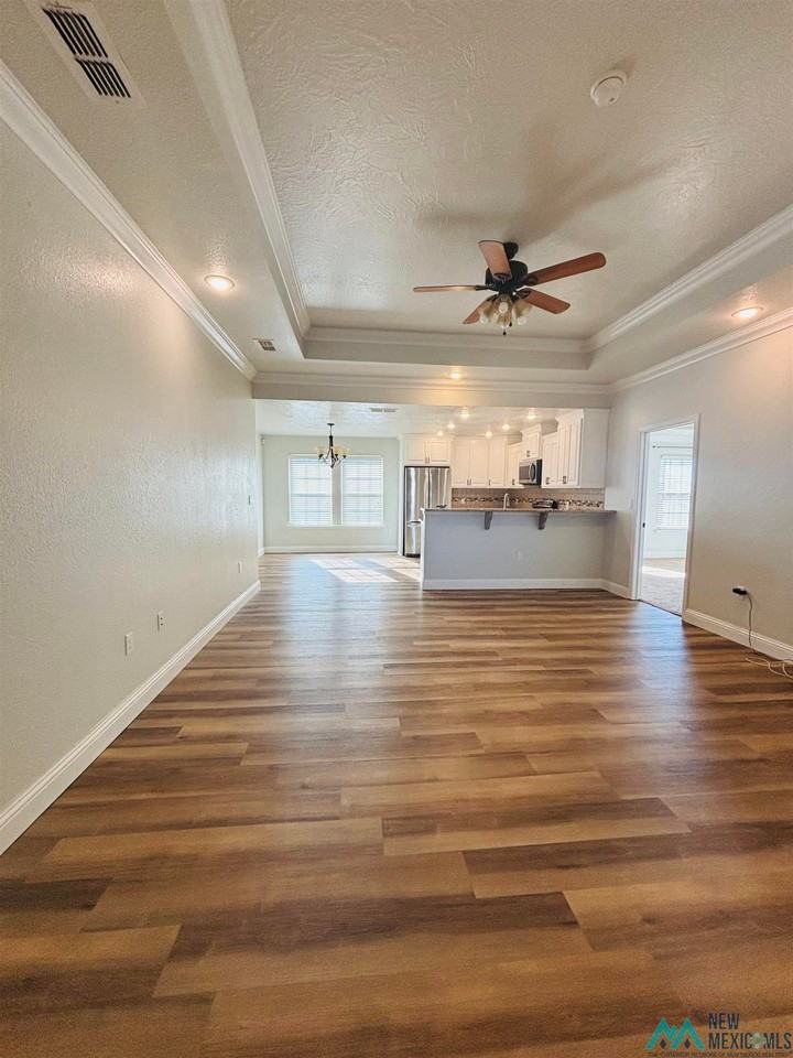 517 Almond Tree Ln - Photo 3 of 23