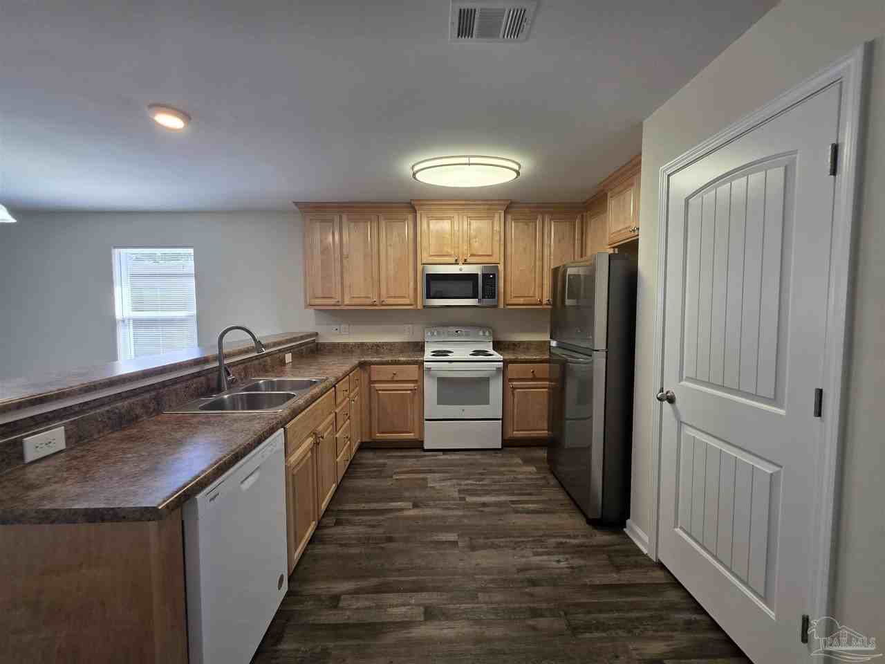 1646 Ora Dr - Photo 4 of 32