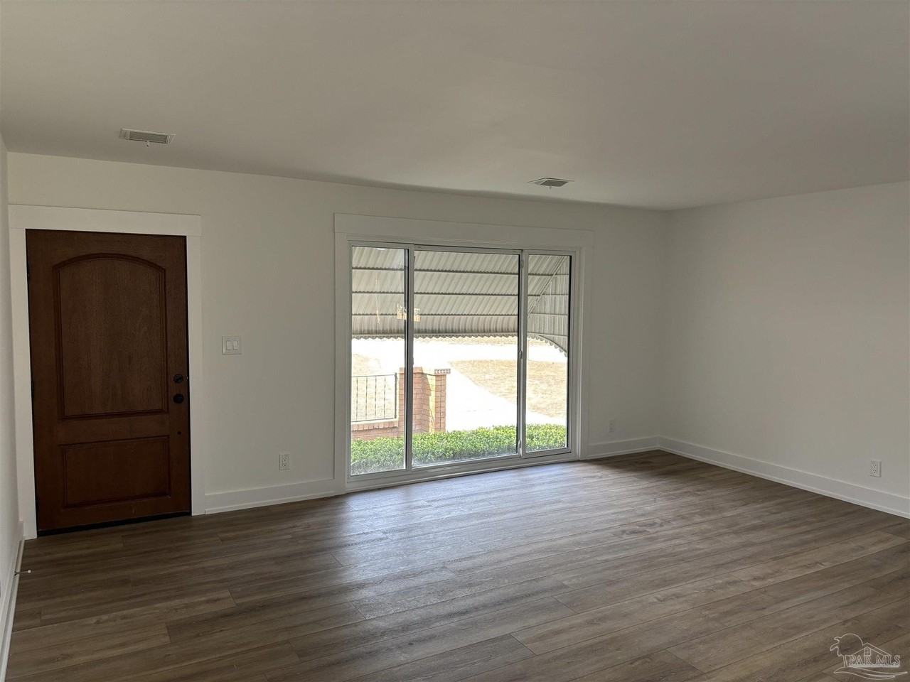 3600 Forest Glen Dr - Photo 2 of 14