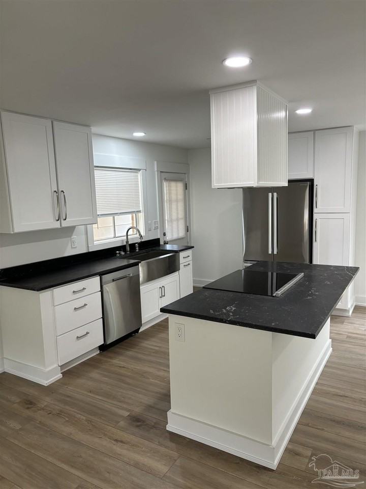 3600 Forest Glen Dr - Photo 4 of 14