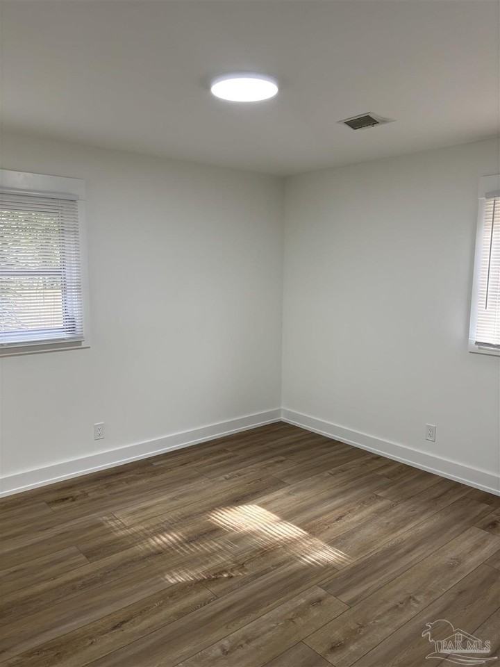 3600 Forest Glen Dr - Photo 7 of 14