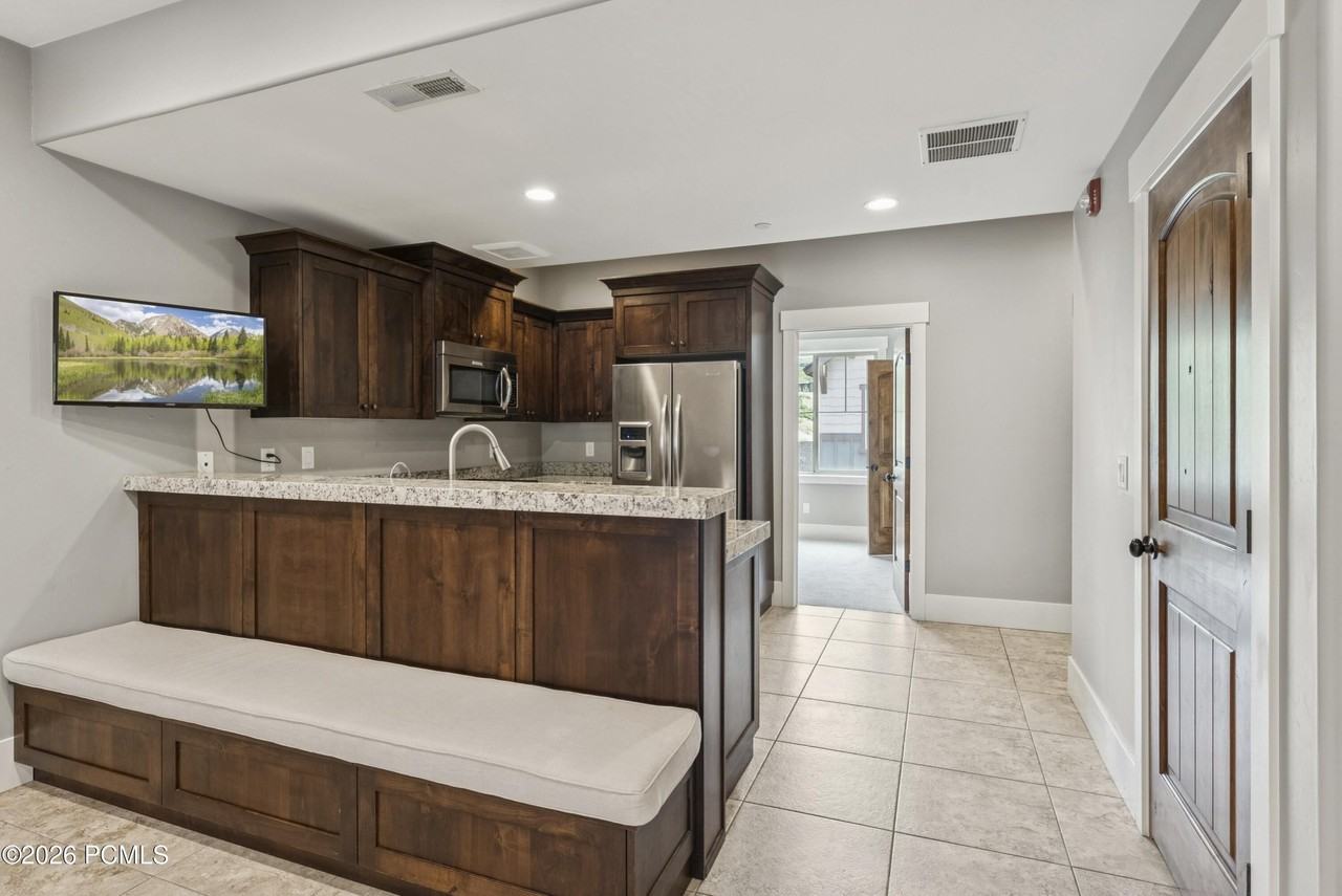 13331 N Highmark Ct - Photo 7 of 35