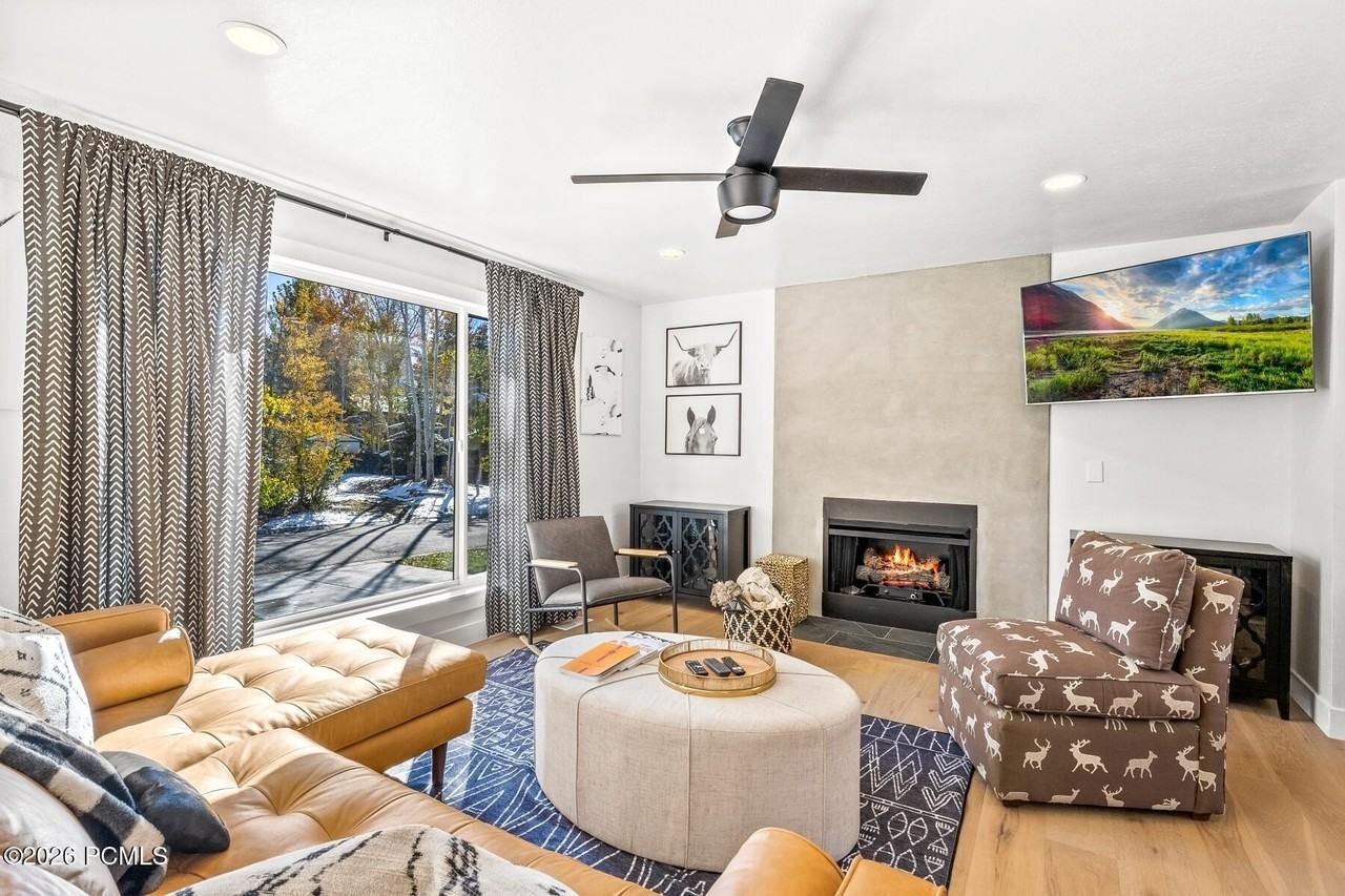 2651 Little Kate Rd - Photo 7 of 50