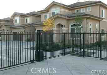 467 Yorbita Rd - Photo 3 of 9