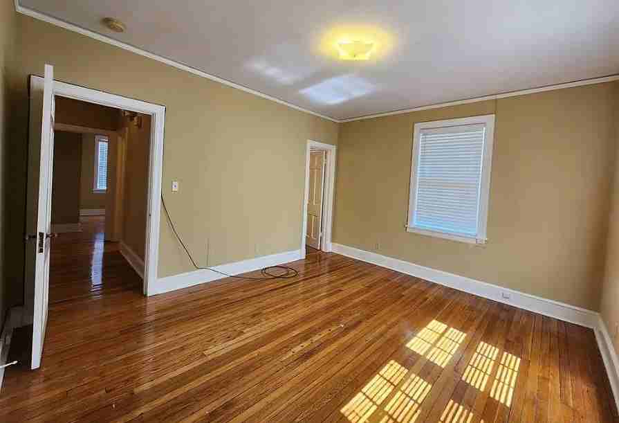 1107 N Madison St - Photo 7 of 7