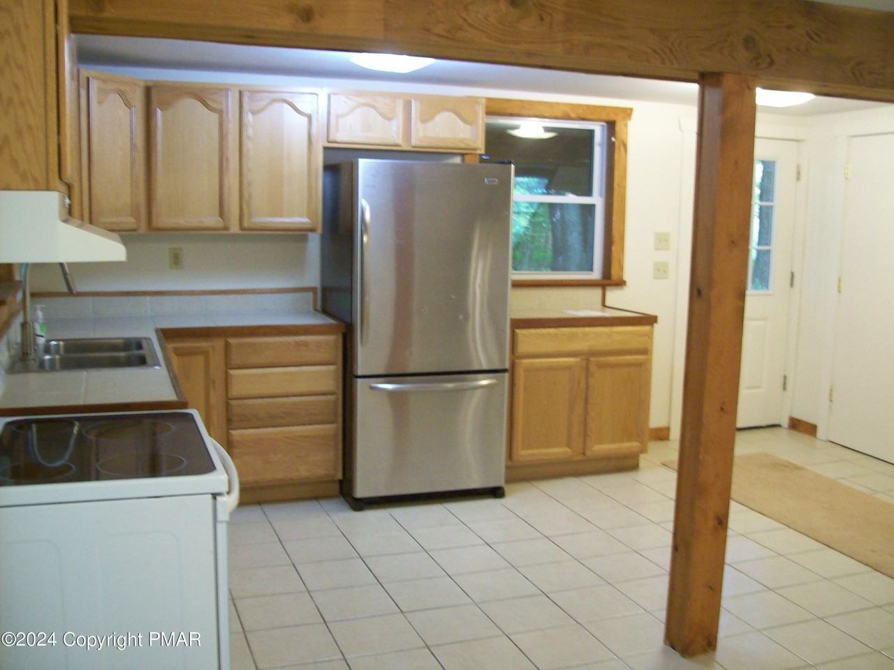 5239 Goldenrod Ave - Photo 5 of 20