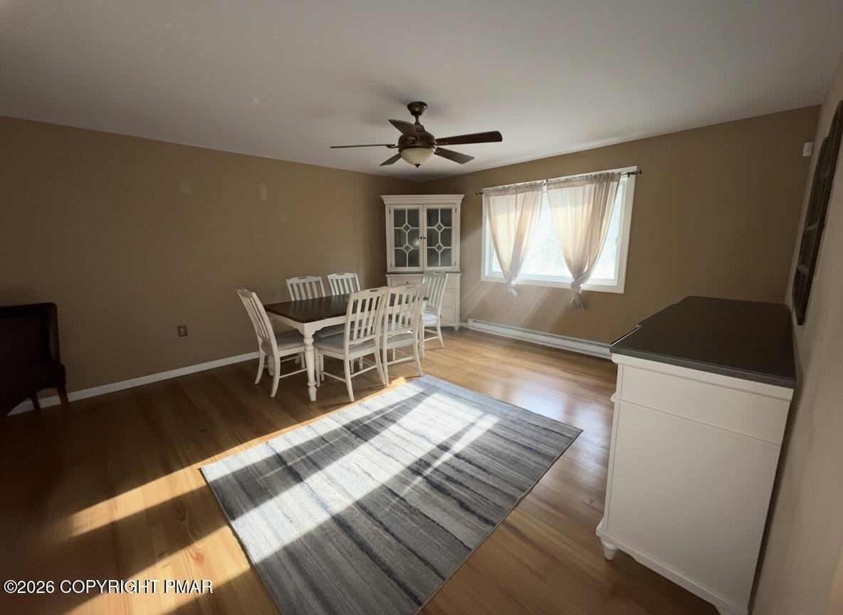 1152 Steele Cir - Photo 4 of 17