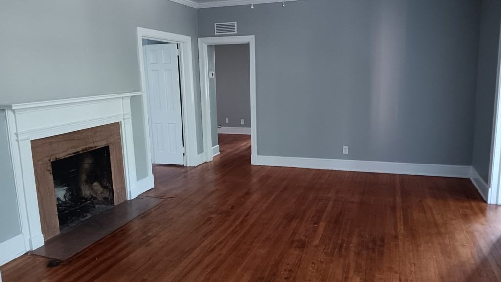 1110 Rawson Dr - Photo 4 of 16