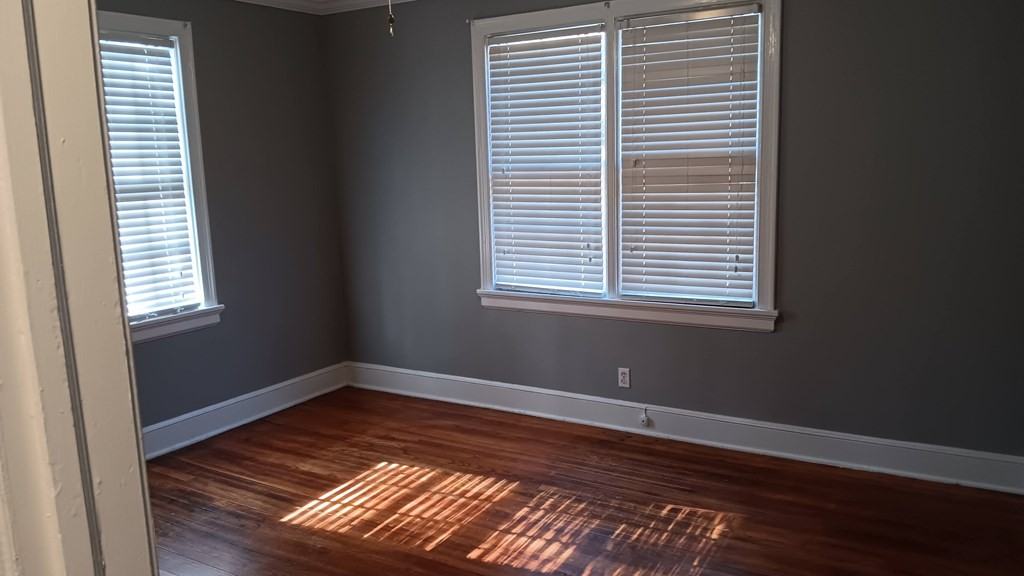 1110 Rawson Dr - Photo 7 of 16