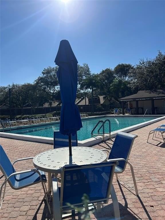 9618 Nw 16th Ct - Photo 3 of 5