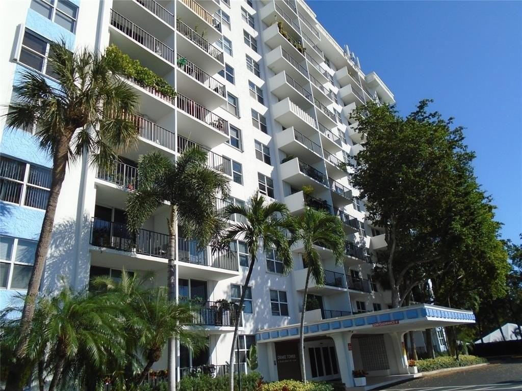 1800 N Andrews Ave #4B