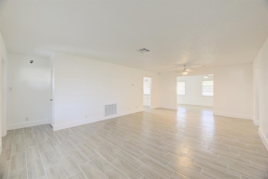 1530 Nw 87th Ln - Photo 6 of 40