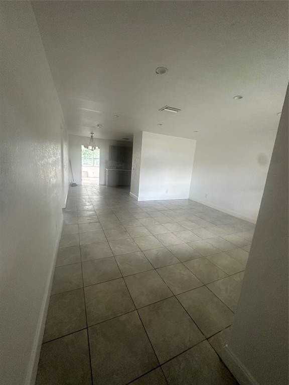 5400 Nw 17th St - Photo 3 of 10