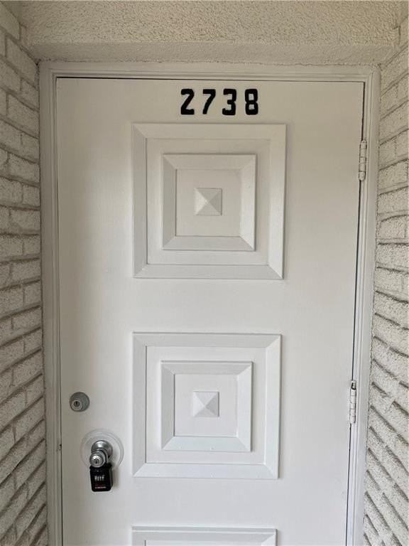 2738 Ne 32nd St #4 - Photo 2 of 8