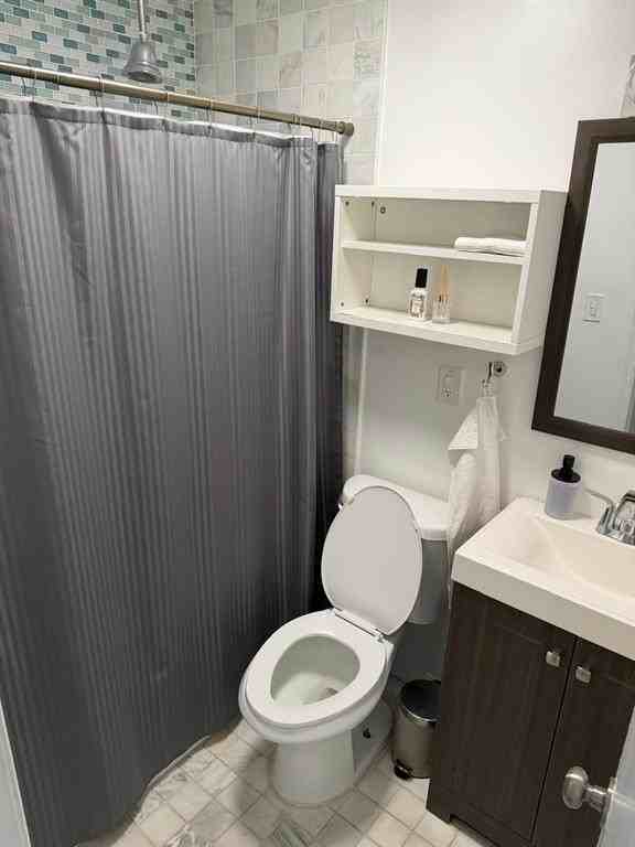 2815 Van Buren St - Photo 4 of 21