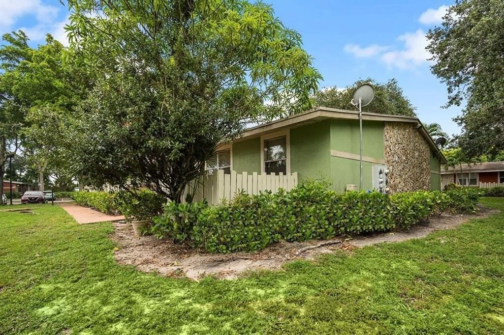 7110 Southgate Blvd - Photo 7 of 18