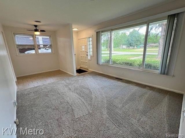 624 Montrose Ave - Photo 6 of 12