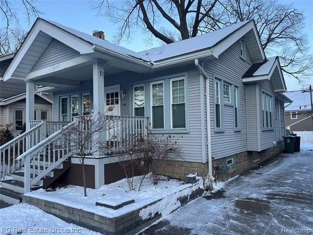 306 Virginia Ave - Photo 2 of 11