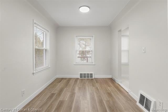 18235 Outer Dr - Photo 5 of 18