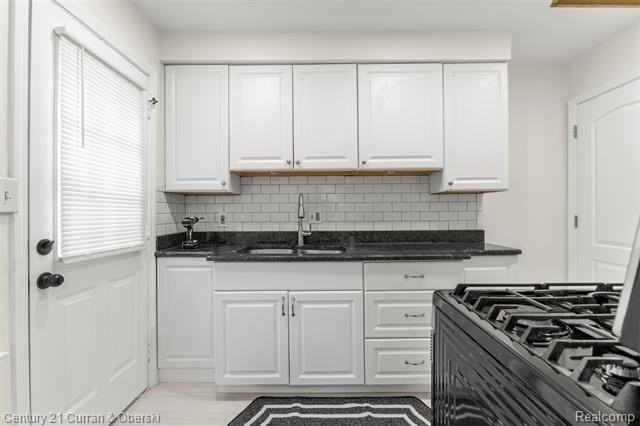 18235 Outer Dr - Photo 7 of 18