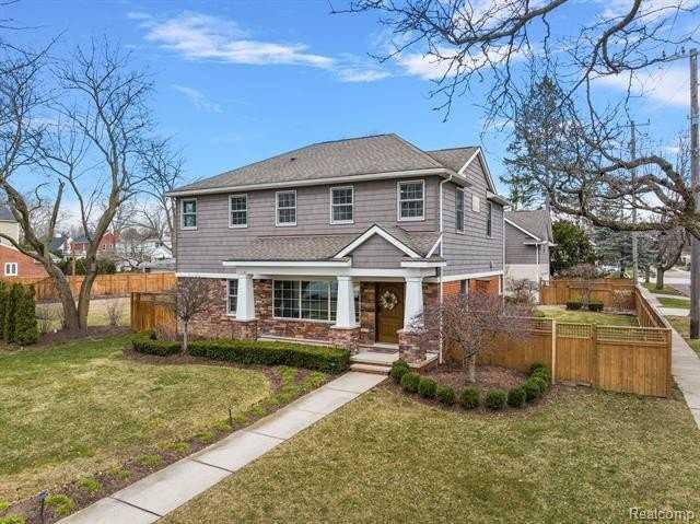 1795 Hazel St - Photo 3 of 50