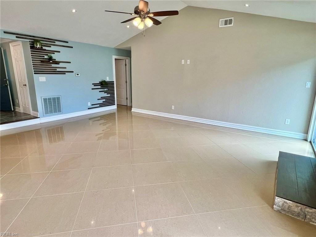 1296 Warner Hall Dr - Photo 5 of 49