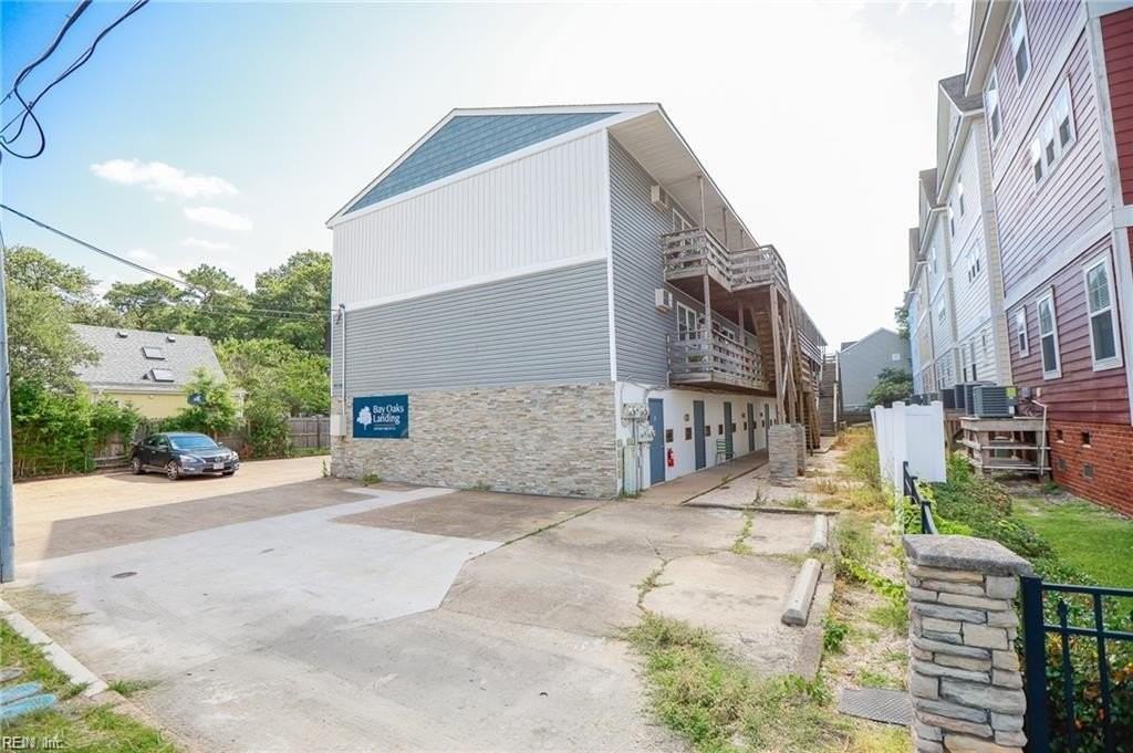 9530 3rd Bay St #10 - Photo 3 of 9